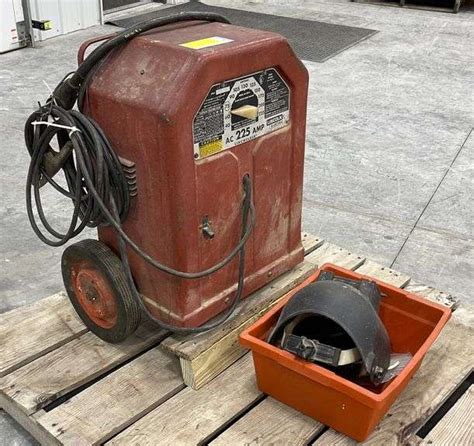 Lincoln Electric AC 225 stick welder w/ leads - Schneider Auctioneers LLC