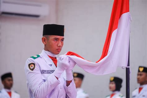 Ladang Berita Dikukuhkan Bobby Nasution Ini Nama Dan Asal Sekolah