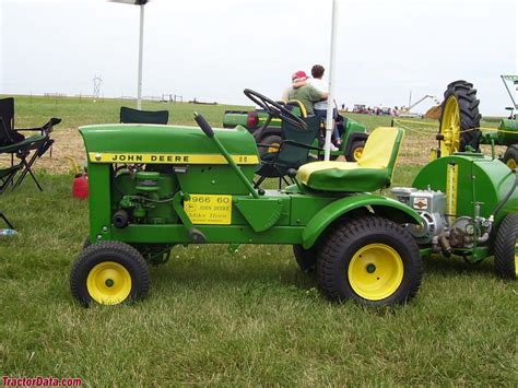 John Deere 60 Tractor Photos Information