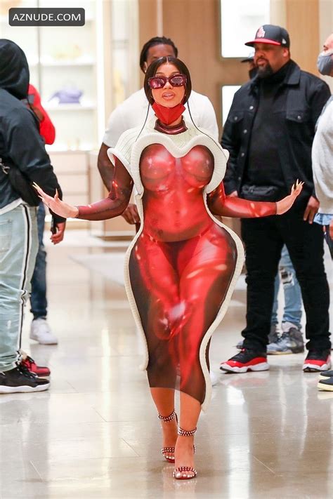 Cardi B Sexy Showing Off Her Hot Curves At Bottega Veneta In Beverly Hills AZNude