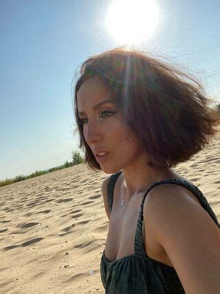 Thais Yoga Thaisyoga Extremely Sexy Layla Yoga Thaisbpaim Nude OnlyFans NudoStar TV