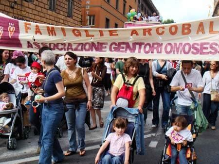 Le Famiglie Gay Nella Consulta Delle Famiglie Di Bologna Gay It