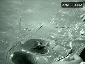 NORMA JEAN AND MARILYN NUDE SCENES AZNude