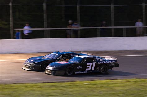 Owen Cruises To SK Modified Victory Monahan Scores Emotional Win