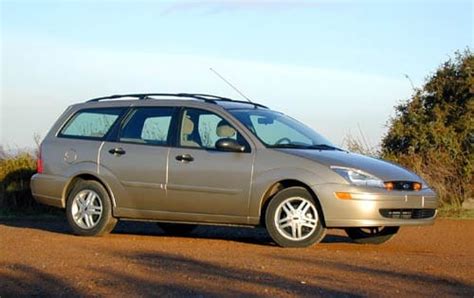 Ford Focus 2004 Wagon Teszt Toyota