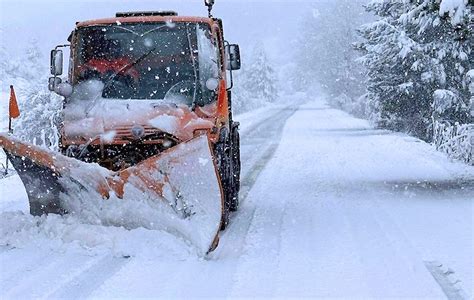 Abbondanti Nevicate In Sila E Sulla Nel Tratto Del Pollino Mezzi