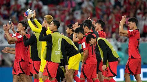 Fifa World Cup 2022 Uruguay Denied By Woodwork In 0 0 Draw With South