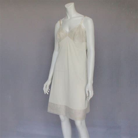 70 S Ivory Full Slip With Illusion Lace Shadow Lace Gem