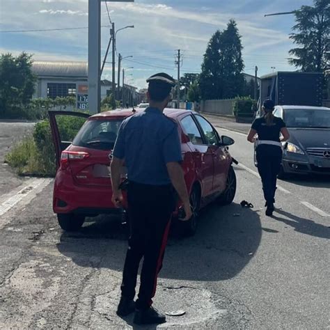 Scontro Tra Un Auto E Un Furgone In Via Einaudi A Castelnuovo Scrivia