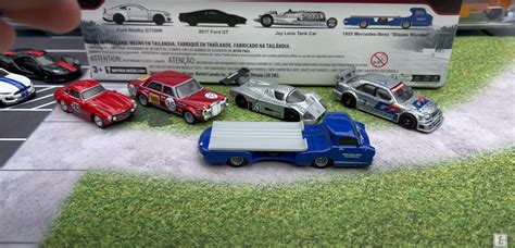 New Hot Wheels Collector Set Has A Special Hauler Inside Autoevolution