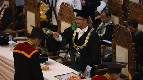 Wisuda Sarjana ke-27, Universitas Muhammadiyah Pontianak Wisuda 742 Mahasiswa - Tribunpontianak ...