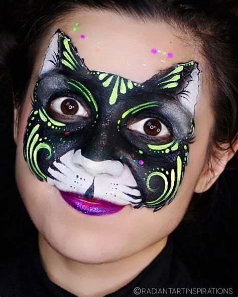 Black Cat face paint design | Black cat face paint, Black cat makeup ...