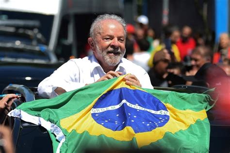 Lu Pr Sident Du Br Sil Lula Pr Ne La Paix Et L Union Snrt News