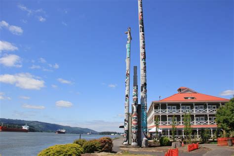 McMenamins Kalama Harbor Lodge – Kalama WA - Tiki with Ray