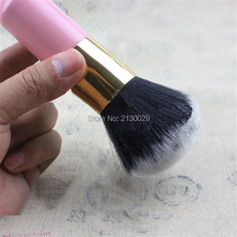 Hot Professional Beauty Makeup Brushes Oversized Powder Brush Blush