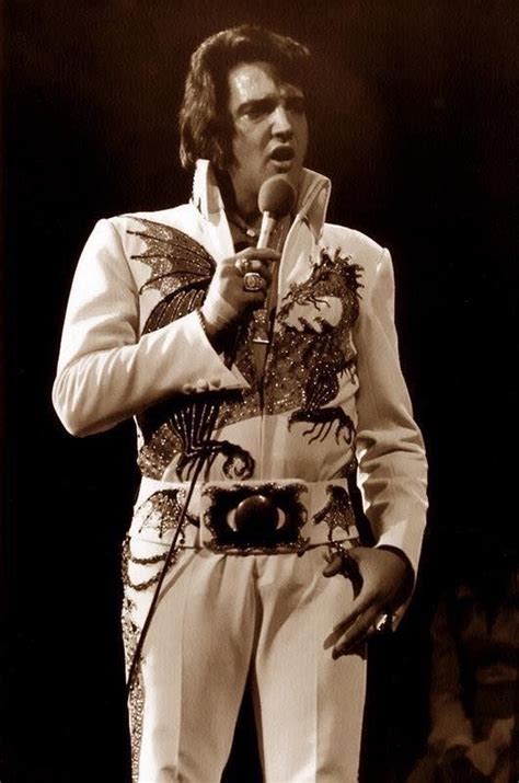 The World Of Elvis Jumpsuits 68 Pictures Of Elvis Presley Performing In