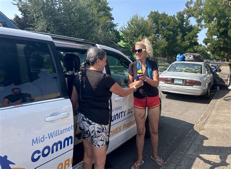 Salem’s outreach teams provide life-saving cooling supplies to