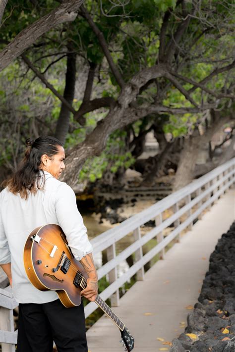 N H K Hanohano Means Stars Of Distinction In Hawaiian Emotion