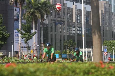 Gedung Bursa Efek Jakarta - Koran-Jakarta.com