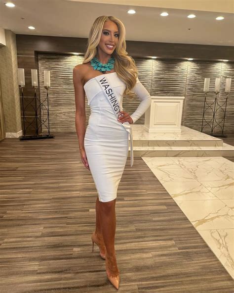 Outfit Deep Interview Finalis Miss Usa Memukau