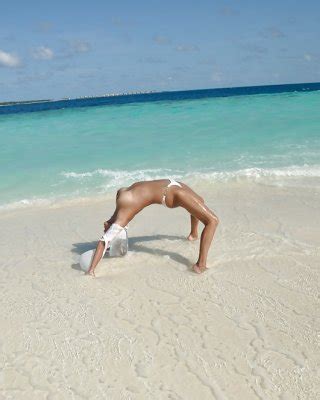 Beach Milfs Porn Pics PICTOA