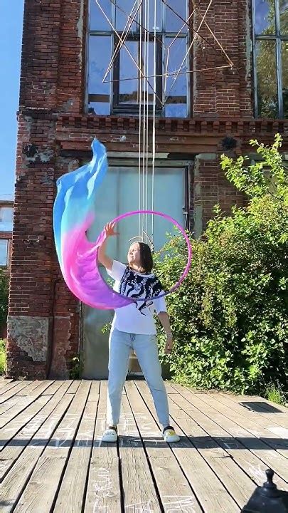 Впервые попробовала #veilhoop на #flowartretreat 🧚‍♀️ #хупинг #обруч # ...