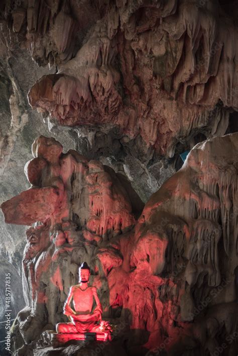 Buddha Statues Inside Sadan Cave Aka Saddar Caves Hpa An Kayin