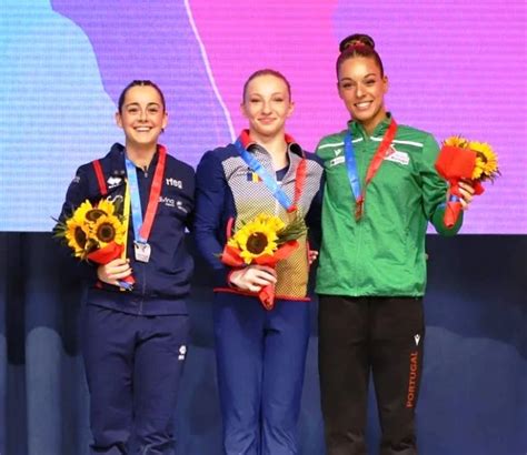 Gimnasta Foc Nean Ana Maria B Rbosu Patru Medalii De Aur La Romgym