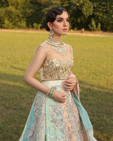 Arisha Razi Looking Absolutely Gorgeous In Her Latest Bridal Photoshoot