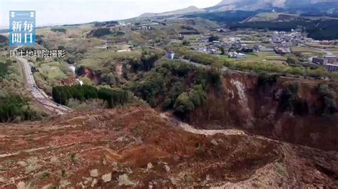 ドローン空撮・熊本地震：南阿蘇の土砂崩れ現場など（国土地理院撮影） 毎日動画