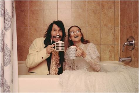 This Couple Took 1970s Themed Engagement Pics And Totally Nailed It Huffpost Life