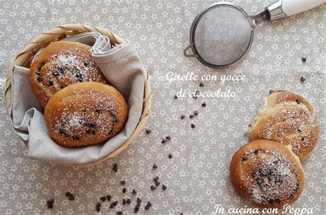 Girelle Con Gocce Di Cioccolato Fondente In Cucina Con Peppa