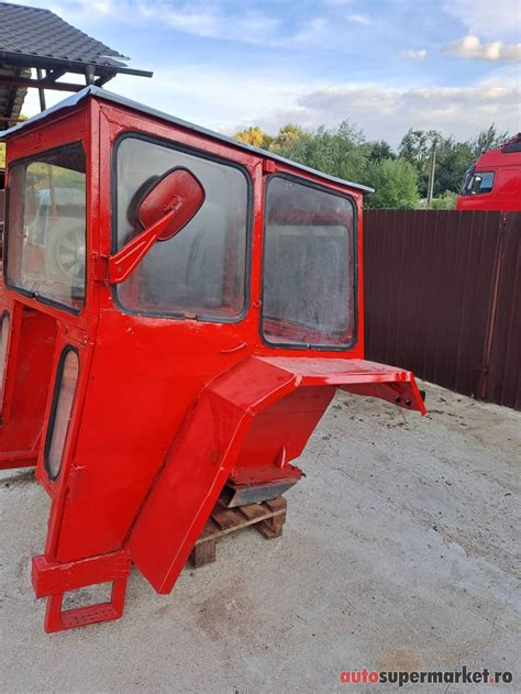 Anunt Utilaje Agricole TRACTOR UNIVERSAL Cabina Arges Pitesti