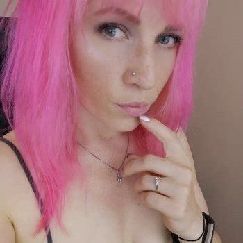 Scotty Hottie Babe Page Watch This Adult Model On FreeOnes