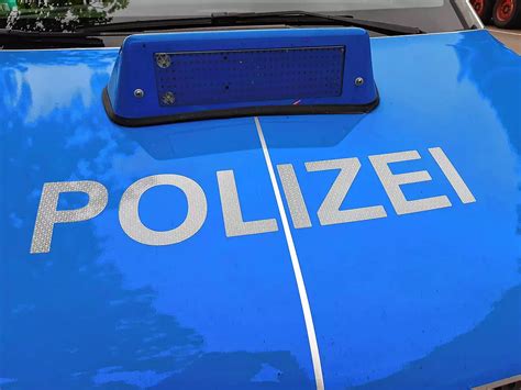 Hochrhein Südschwarzwald Blaulichtreport Autofahrer gerät ins