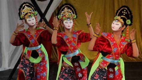 Tari Topeng Penjelasan Sejarah Filosofi Keunikan Dan Gambarnya