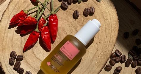 Biofficina Toscana Crema E Olio Al Peperoncino Contro La Cellulite