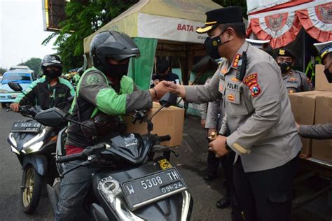 Polisi Selidiki Penyebab Kecelakaan Bus Di Sidoarjo Antara News