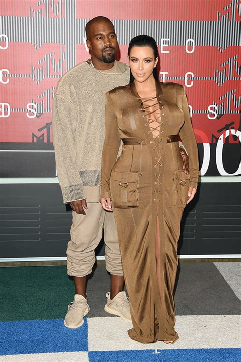 Kanye West Wears adidas "Yeezy Season 1" at 2015 MTV VMAs | Complex