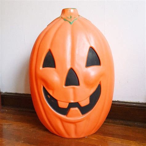 Vintage Plastic Halloween Pumpkin Jackolantern Light Up Blow Mold