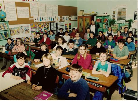 Photo De Classe Cm De Ecole Georges Brassens Gournay En