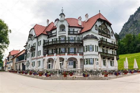 Hohenschwangau village in Bavarian Alps — Stock Photo #53737283