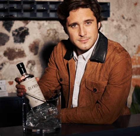 Presenta Diego Boneta su tequila Defrente El Semanario de Nuevo León