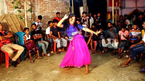 বিয়ে বাড়িতে মেয়েটির অসাধারণ নাচ Bangla New Dance 2023 Dance By Mahi Ar Dance Media