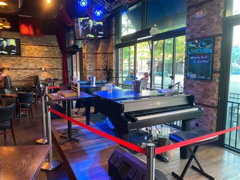 Dueling Pianos Returns To 526 Main June 2020 Tommy Sklut