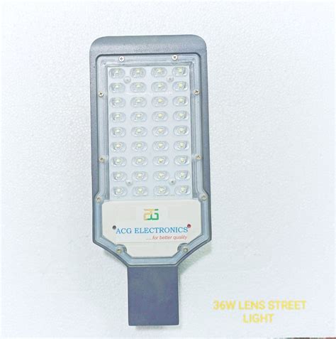 Cool White 36W Lens LED Street Light IP66 240 V At Rs 550 Piece In