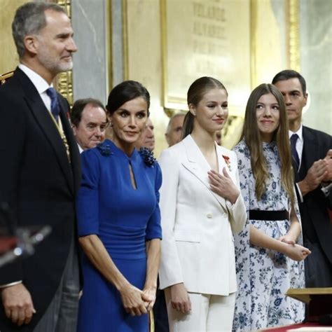 La Familia Real En La Jura De La Constitución De La Princesa Leonor La Princesa Leonor En