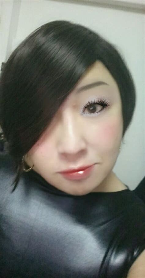 Hot Asian CD Photo 3 AShemaletube