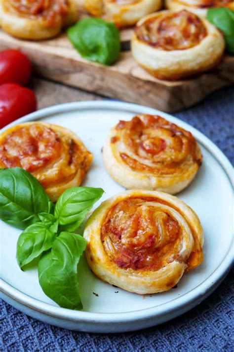 Pizzaschnecken mit Blätterteig Gaumenfreundin