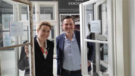 Franziska Giffey Auf Tour Berlins Wirtschaftssenatorin Besucht